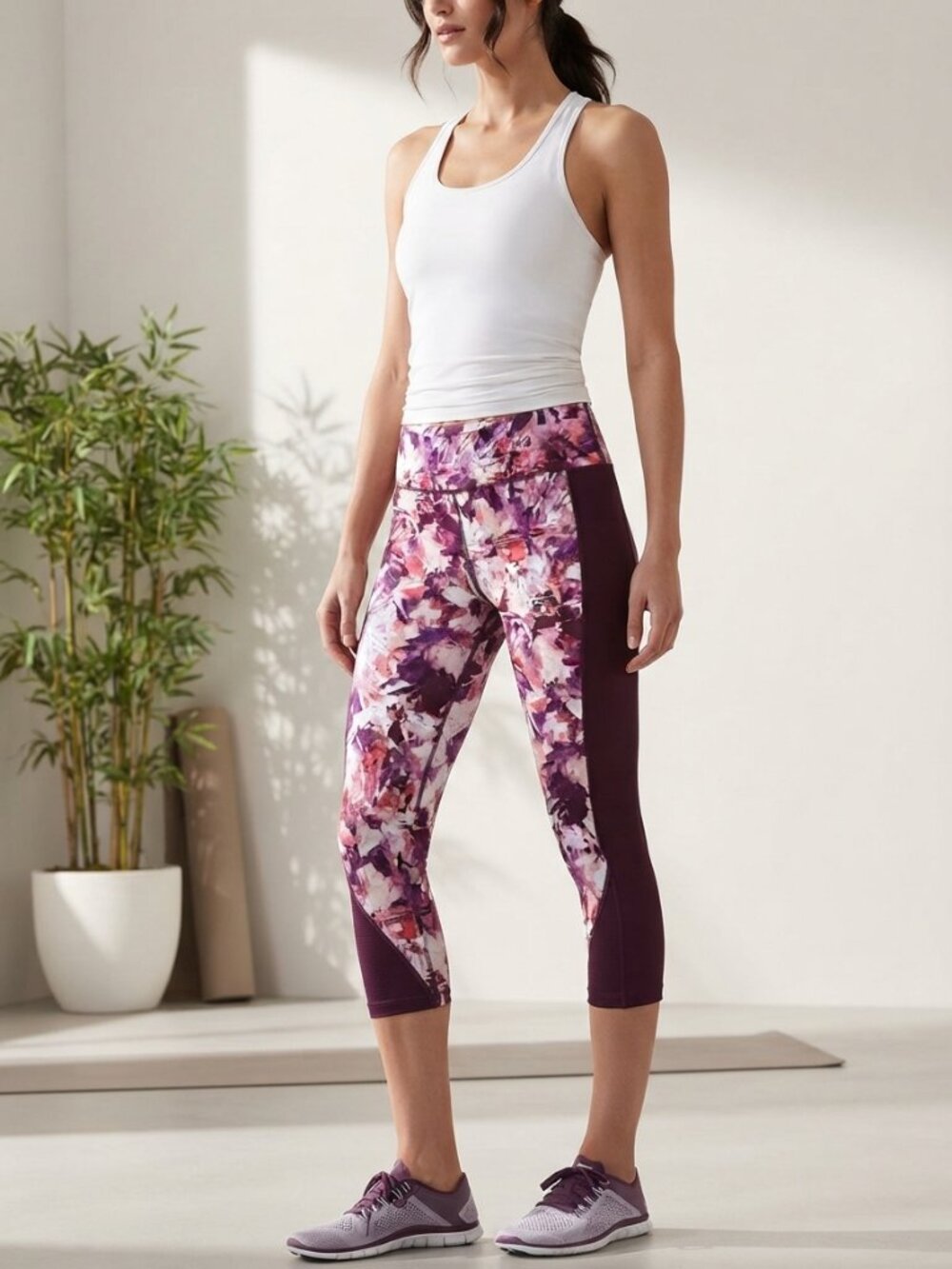 NWOT Capri Leggings Color Block Floral Print Sz L